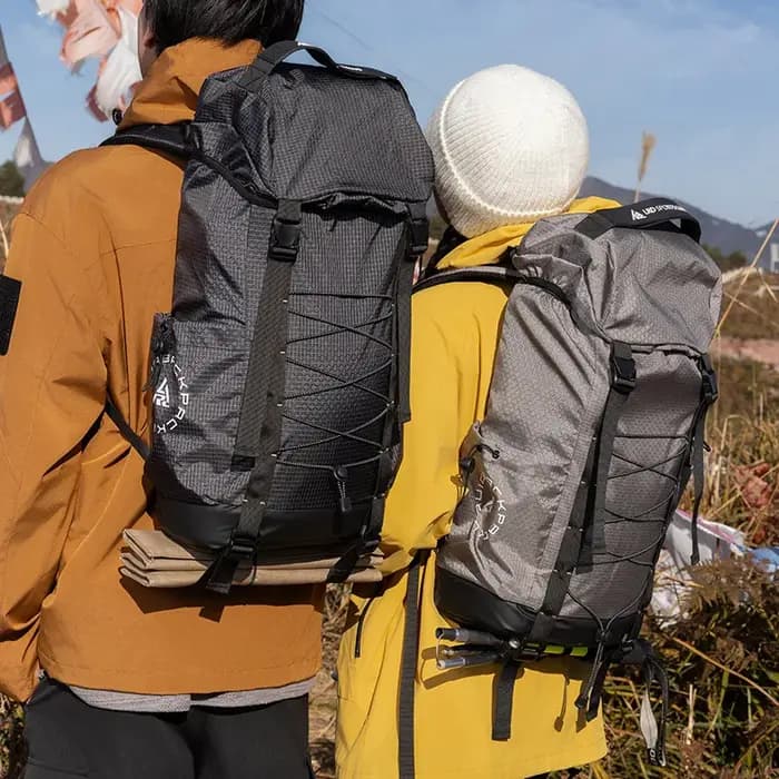 Sac à dos de grande capacité pour la randonnée en plein air, imperméable et isolant thermiquement, sac à dos de pique-nique et de voyage, sac de rangement pour réduire la charge